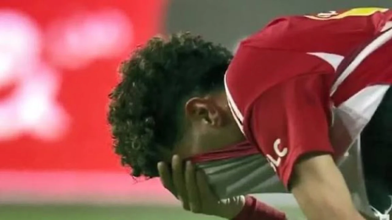 أزمة غرفة الملابس.. عمرو سماكة يحدد شرط استعادة انضباط الأهلي ويرفض معاقبة إمام عاشور